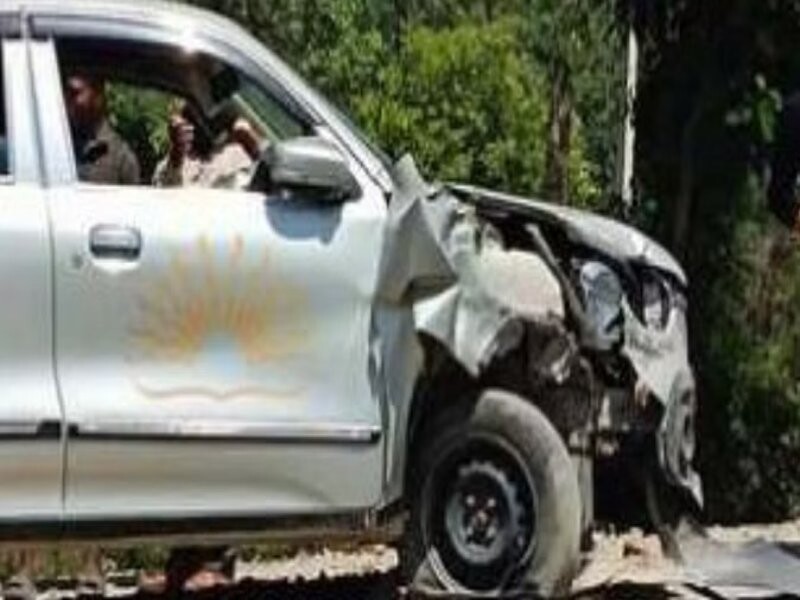 Haridwar : कार सवार ने ठेली वालों को मारी टक्कर, पुलिस ने हिरासत में लिए आरोपी