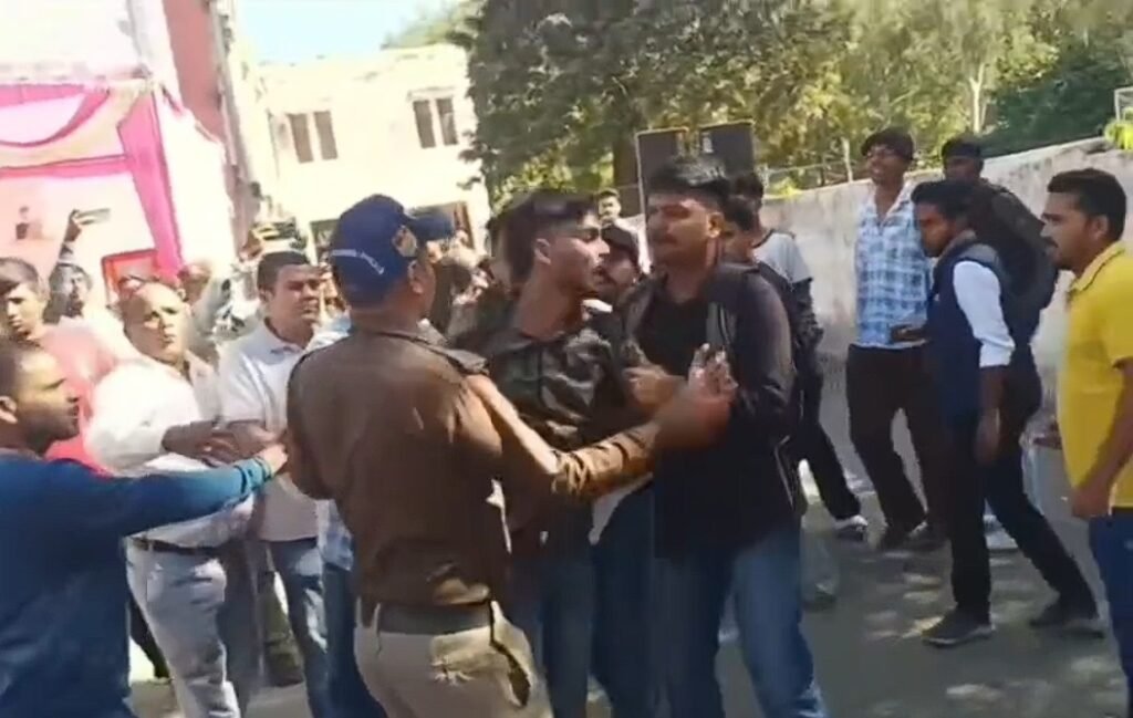 fight among students