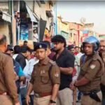 पानी के गुब्बारे को लेकर दो गुटों में मारपीट