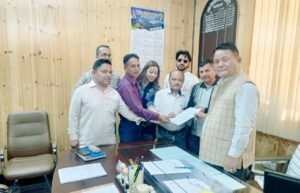 पत्रकार के खिलाफ FIR