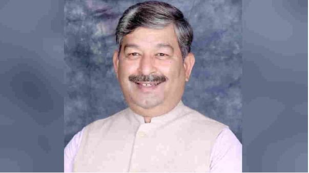 दिनेश आर्य